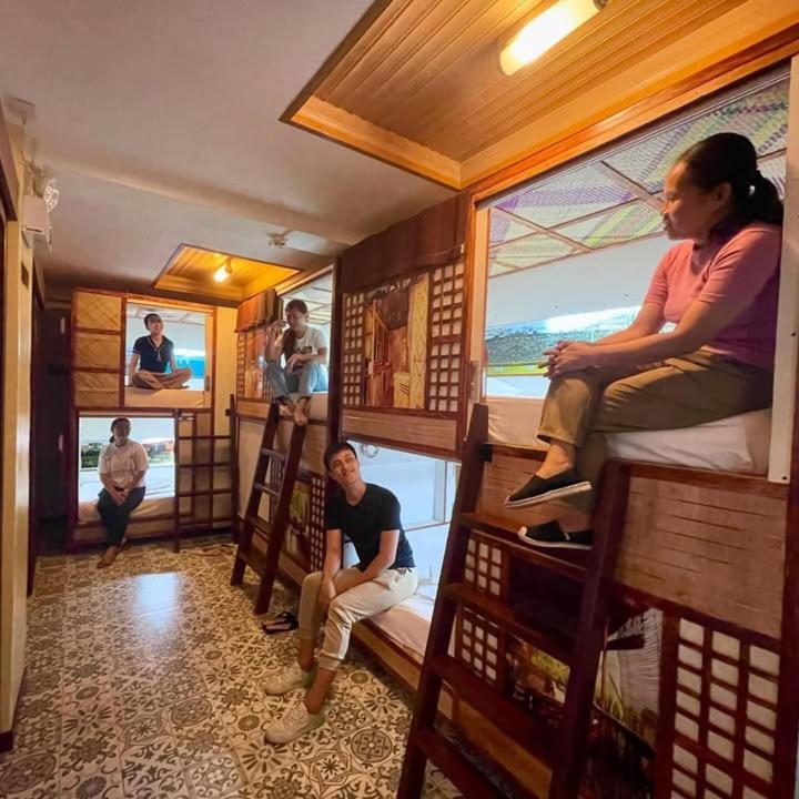 Balai Balai Capsule Hotel Cebu Exteriör bild